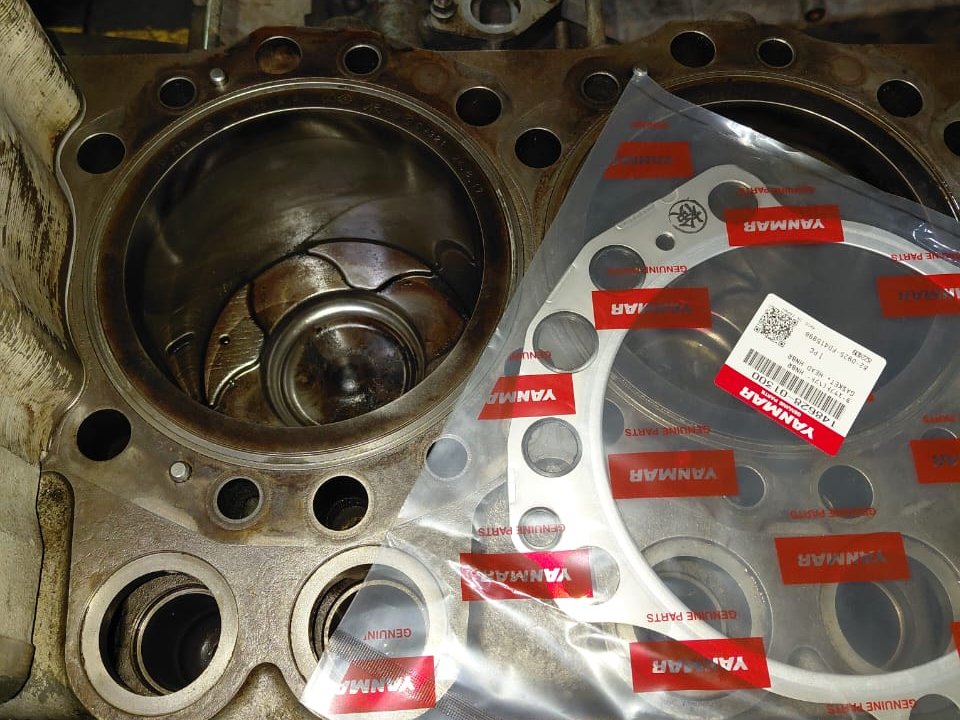 Overhaul Main Engine 1