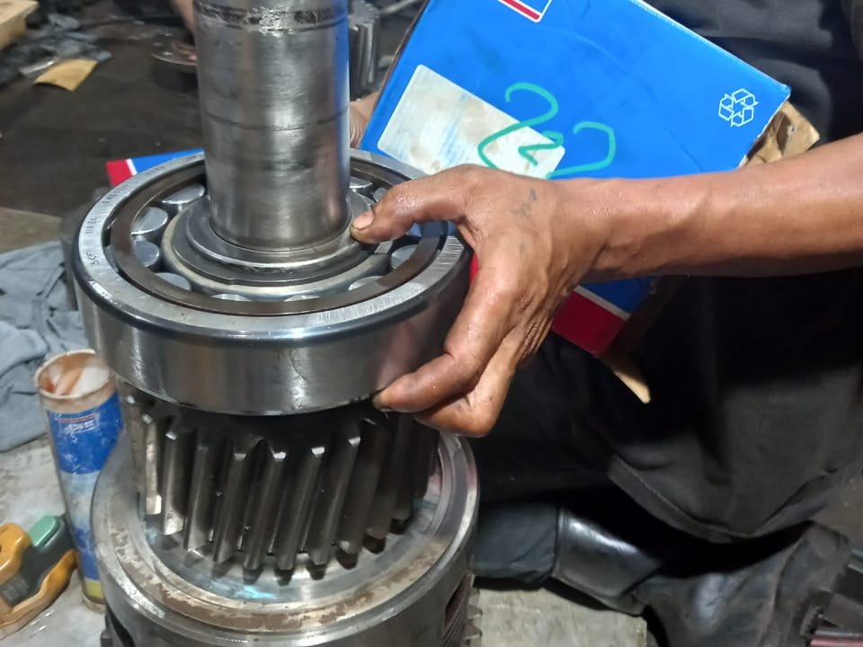 Overhaul Cargo Pump 2